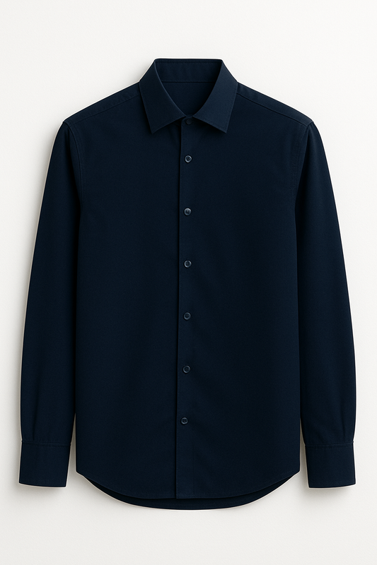 CAMISA COMFORT FORMAL CLÁSICA, MANGA LARGA Y CUELLO CAMISERO, DISEÑO LISO EN COLOR AZUL MARINO OSCURO