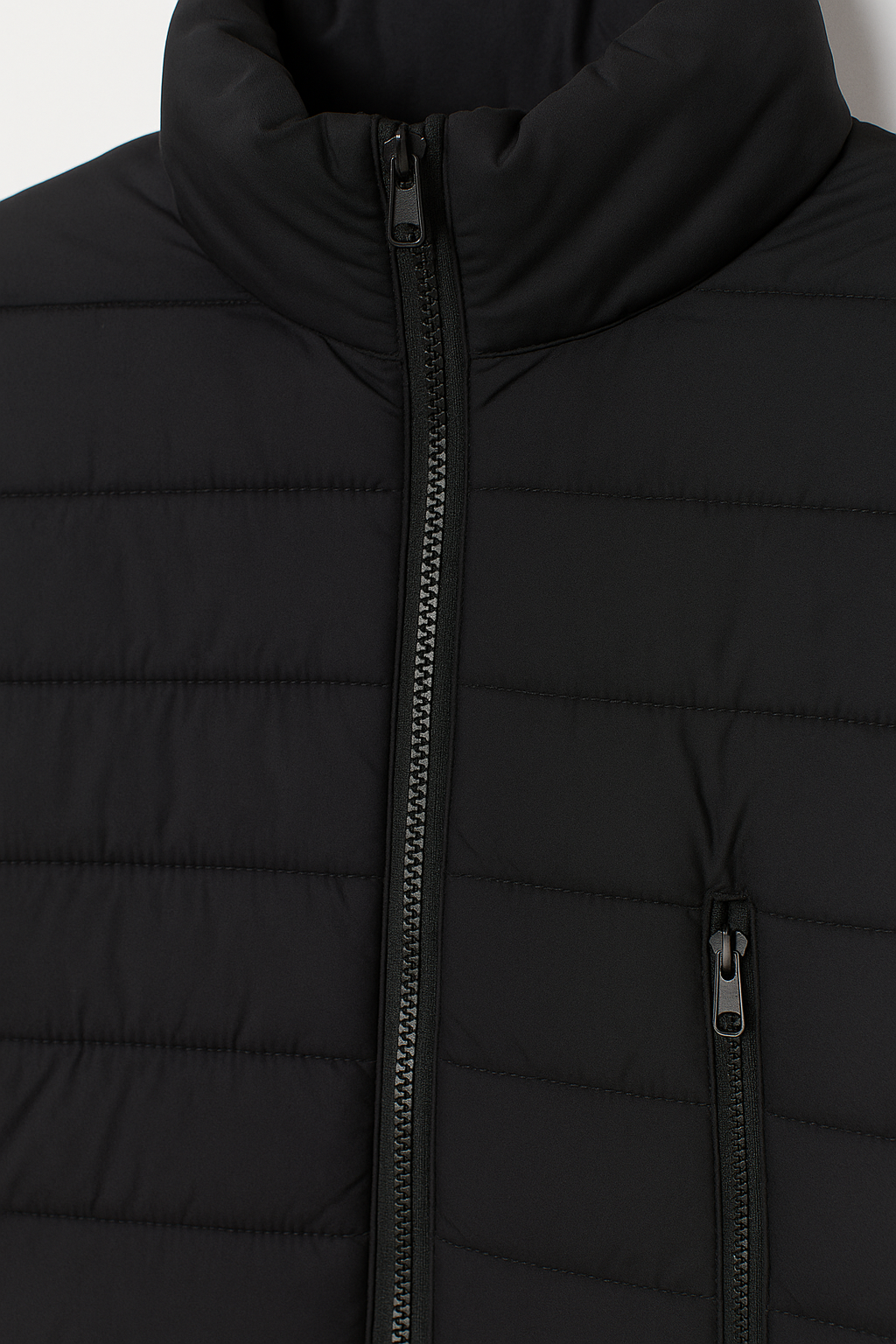 CHAQUETA DAMA PUFFER NEGRA CON BOLSILLOS Y CIERRE