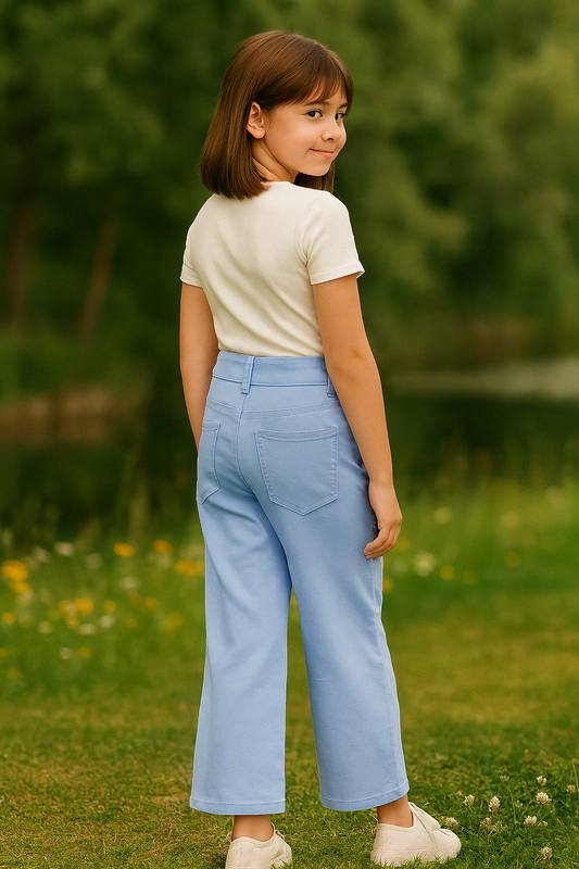 PANTALÓN NIÑA WIDE LEG CON BOTÓN DORADO EN FORMA DE CORAZÓN