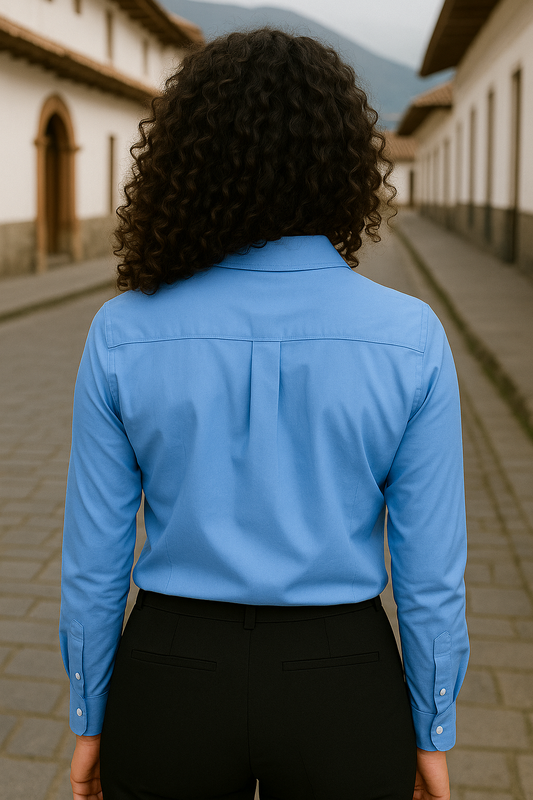 BLUSA CAMISERA CELESTE MANGA LARGA ABOTONADA PUÑOS ANCHOS