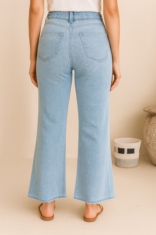 PANTALÓN JEAN DAMA CELESTE WIDE LEG RASGADO CON APLICACIONES DE DIAMANTES