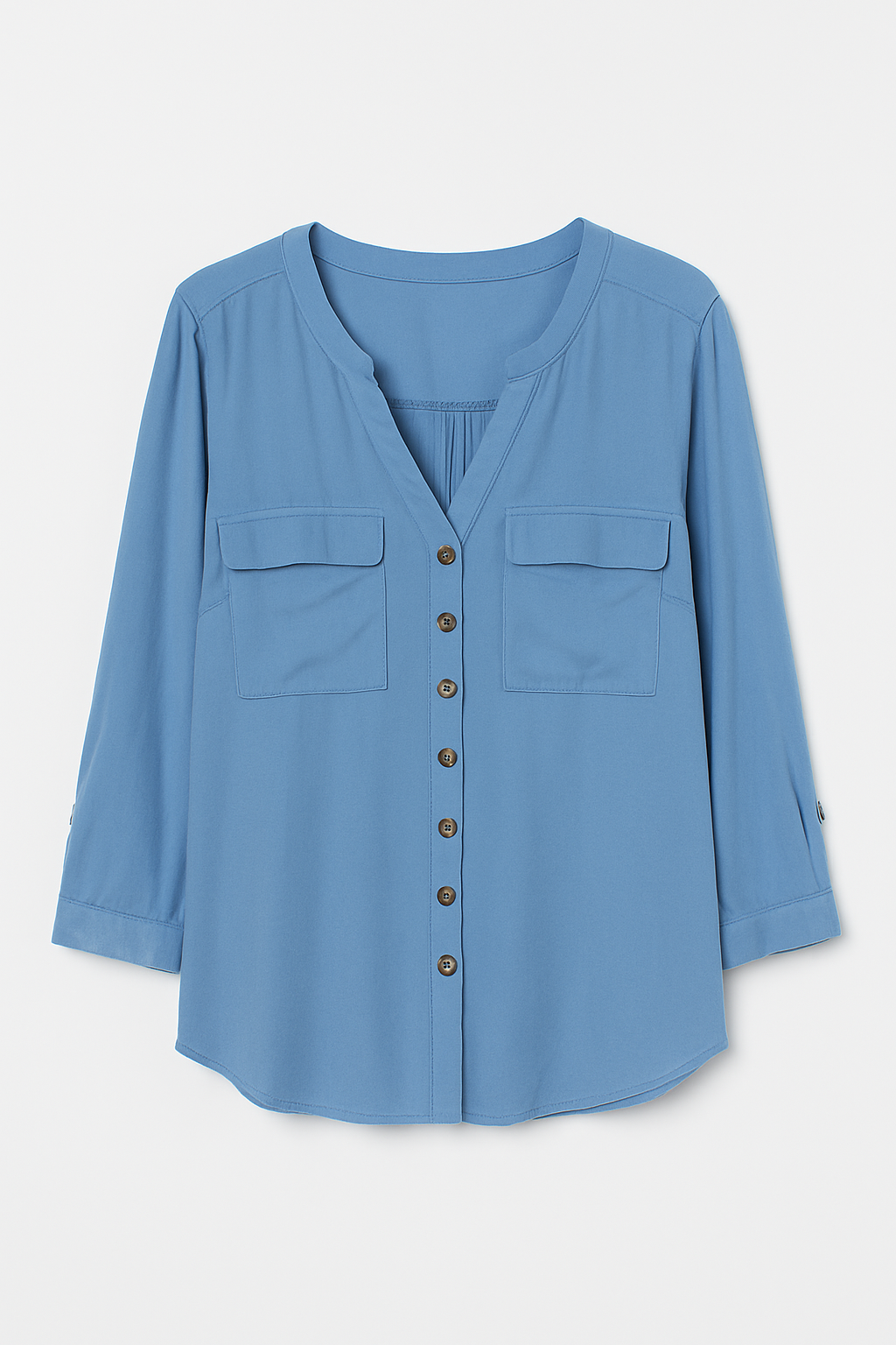 BLUSA PLUS CUELLO EN V ABOTONADA CON DOS BOLSILLOS EN EL PECHO