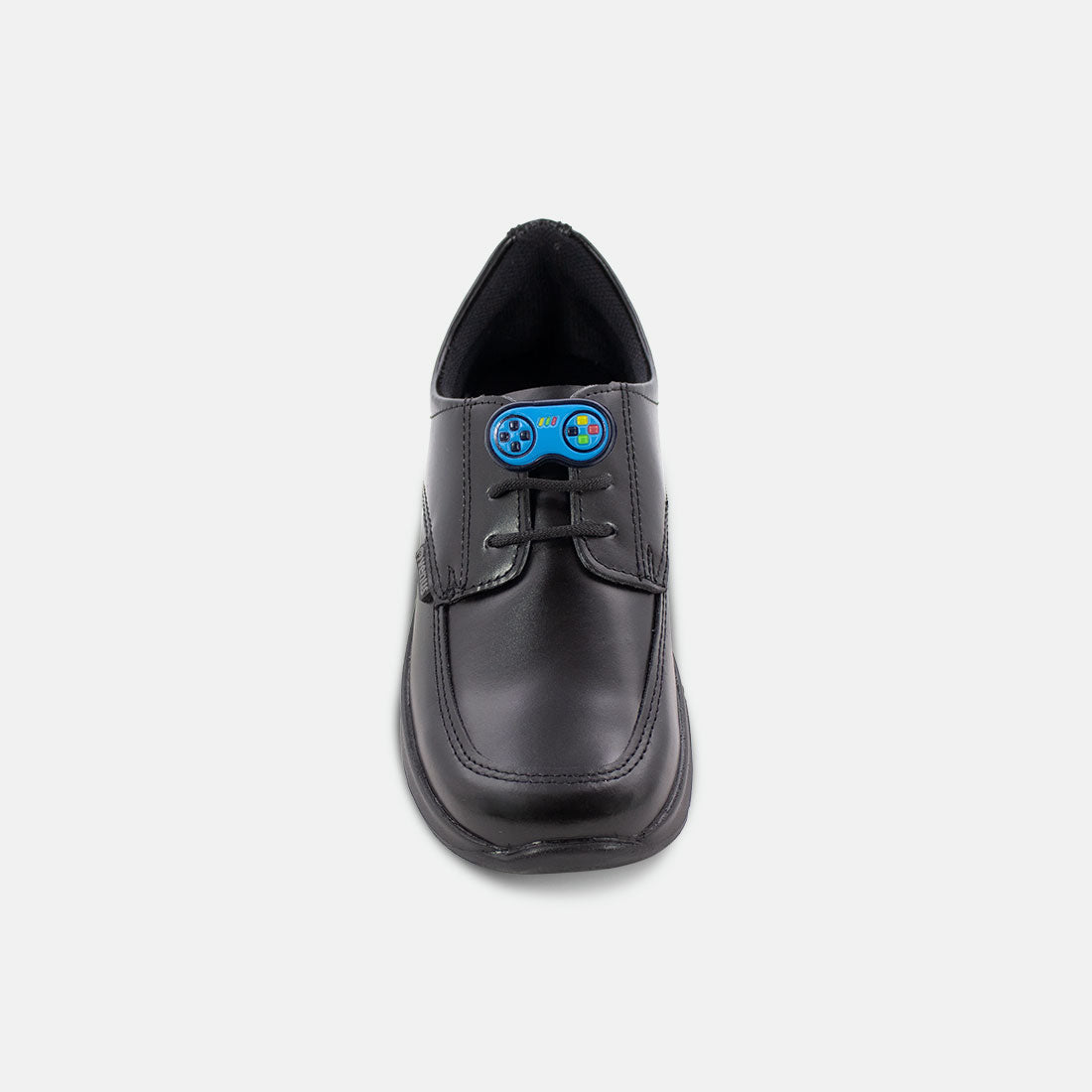 ZAPATOS ESCOLARES NEGROS DE CUERO CON ABERTURA DE CORDÓN