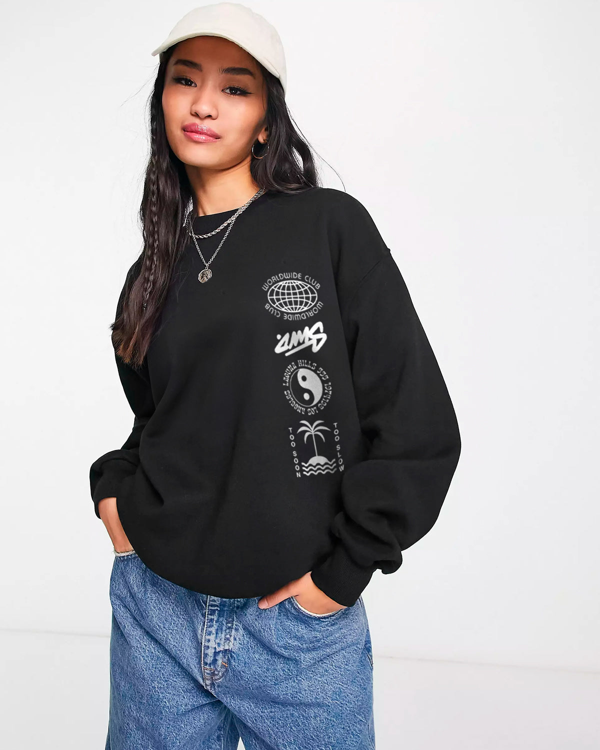 BUZO SIN CAPUCHA NEGRO TO SOON – ZIZI - Main Image