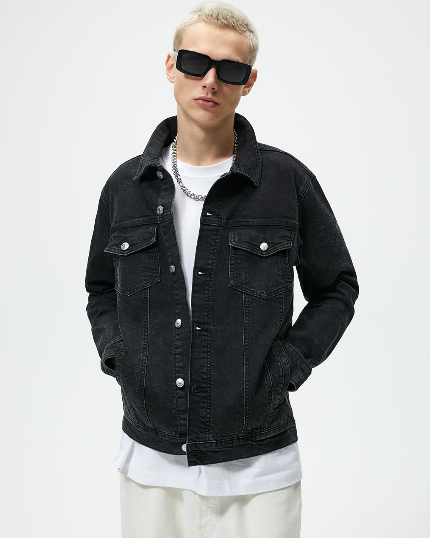 CHAQUETA JEAN NEGRA