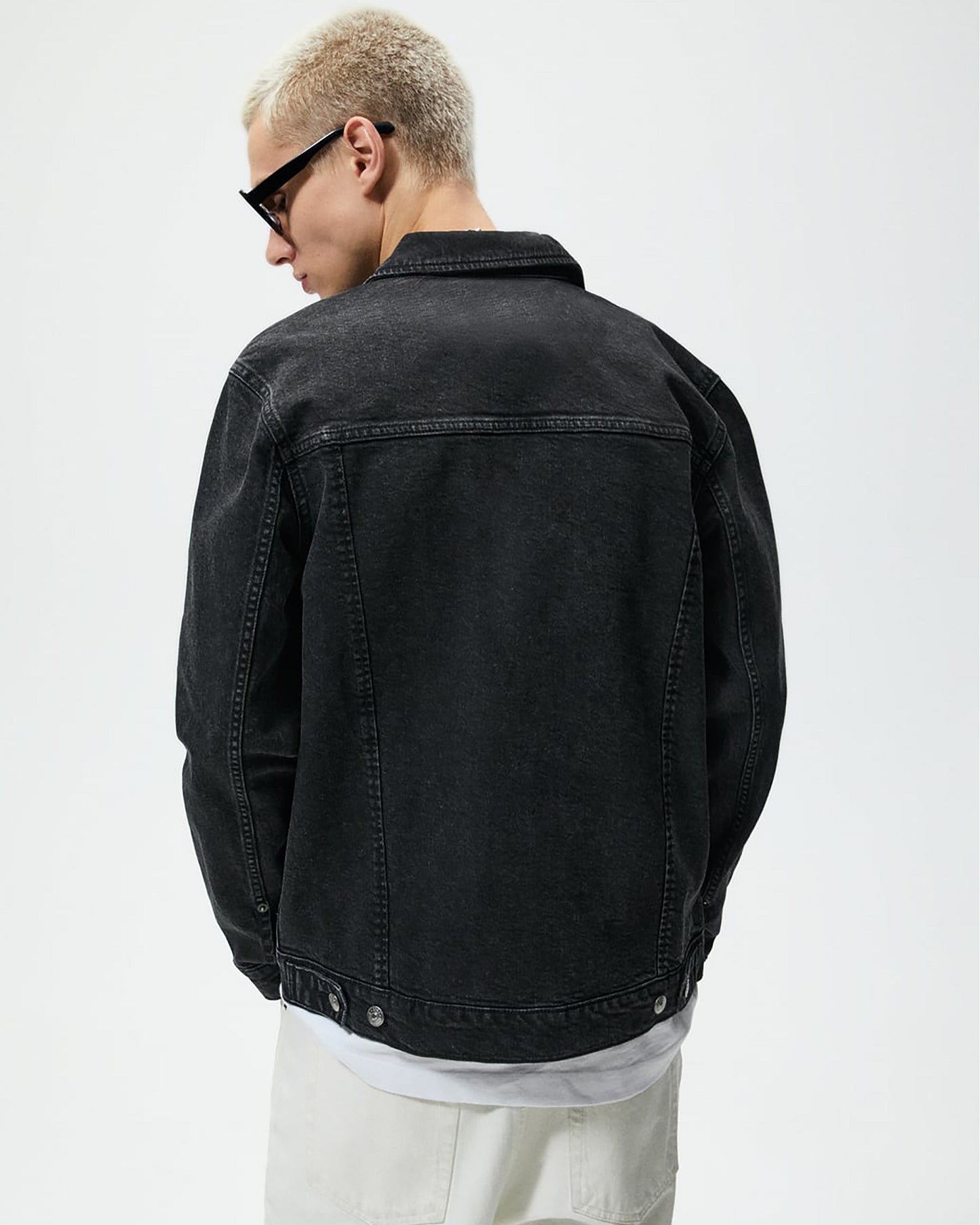 CHAQUETA JEAN NEGRA