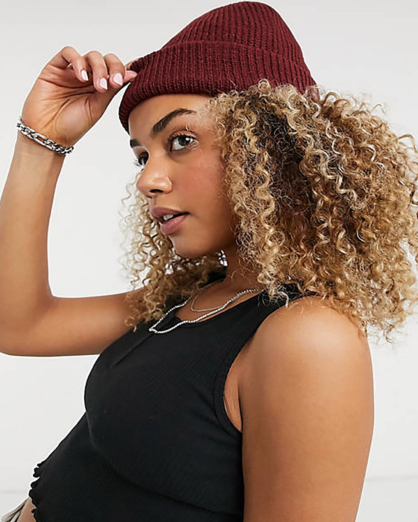 GORRO DE LANA - VINO