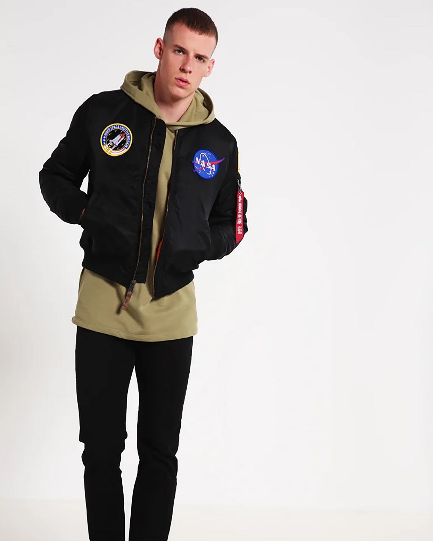 BOMBER JACKET NASA NEGRA