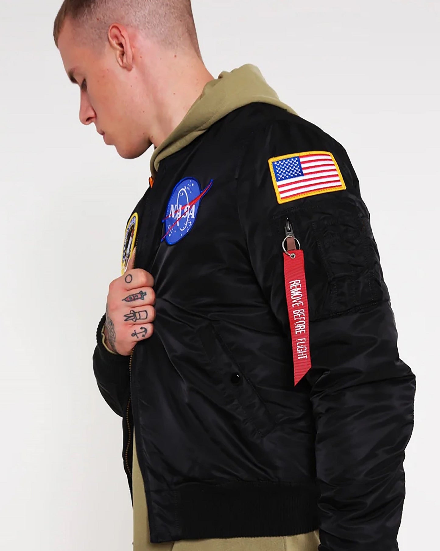 BOMBER JACKET NASA NEGRA