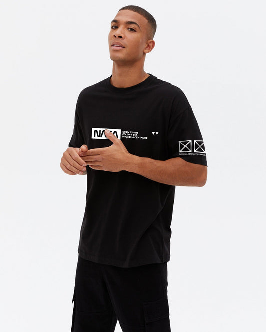 CAMISETA NASA NEGRA OVERSIZE