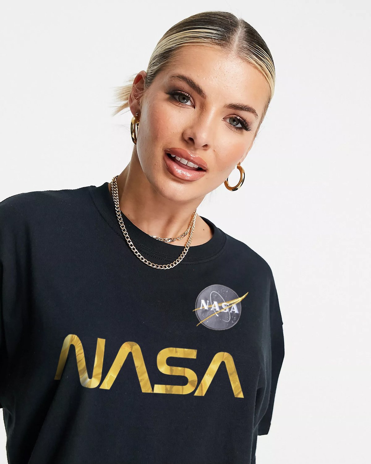 CAMISETA NASA NEGRA GOLD