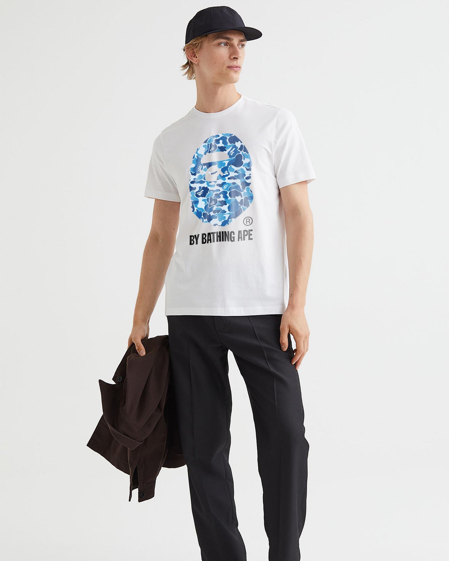 CAMISETA BLANCA GORILA AZUL BAPE