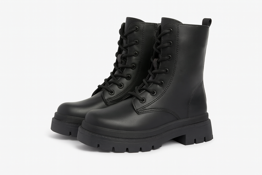BOTAS DAMAS NEGRAS CORDON