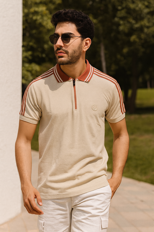 CAMISETA POLO BEIGE CUELLO Y LINEAS HOMBROS TOMATE