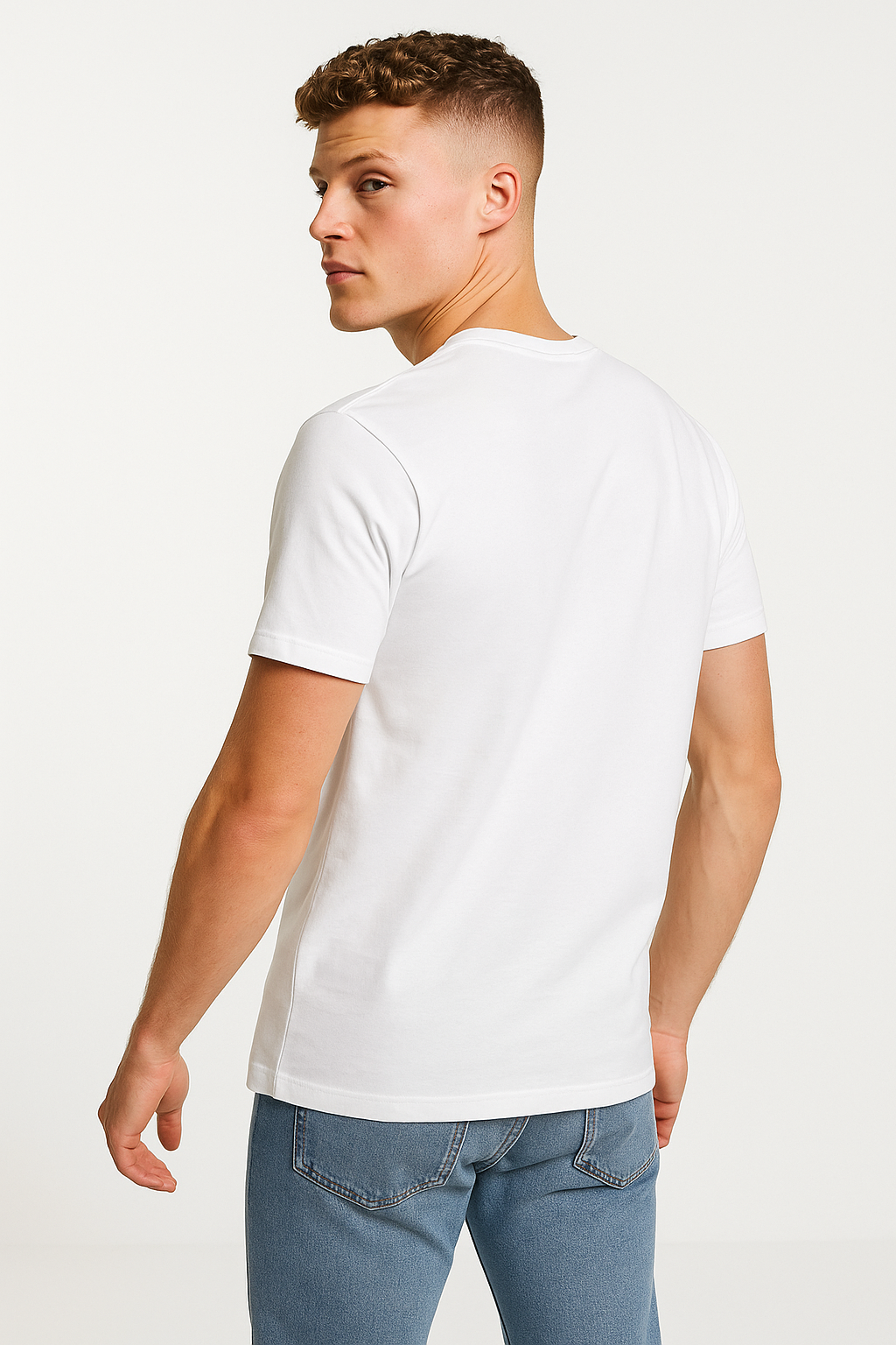 CAMISETA NASA LLANA CON LOGO BORDADO HOMBRE