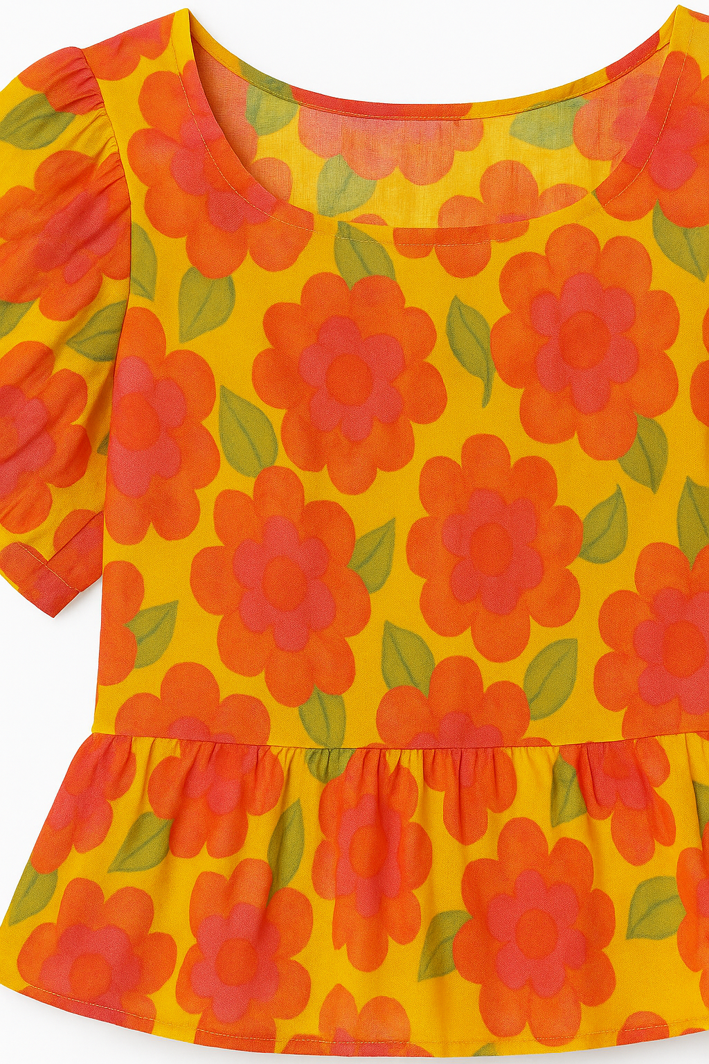 BLUSA PLUS TIPO PEPLUM CON ESTAMPADO FLORAL VIBRANTE