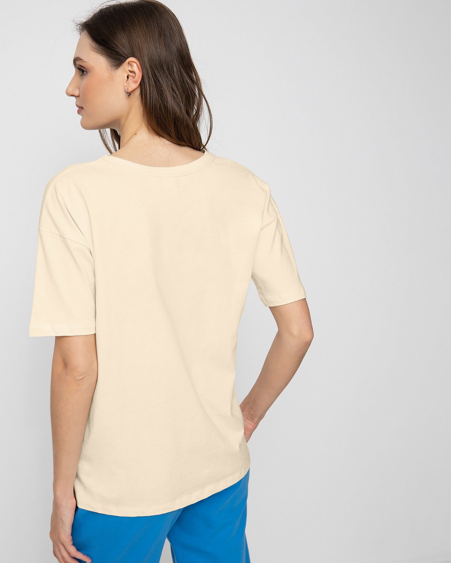 CAMISETA CREMA NEVER FORGET TO BE HAPPY SNOOPY