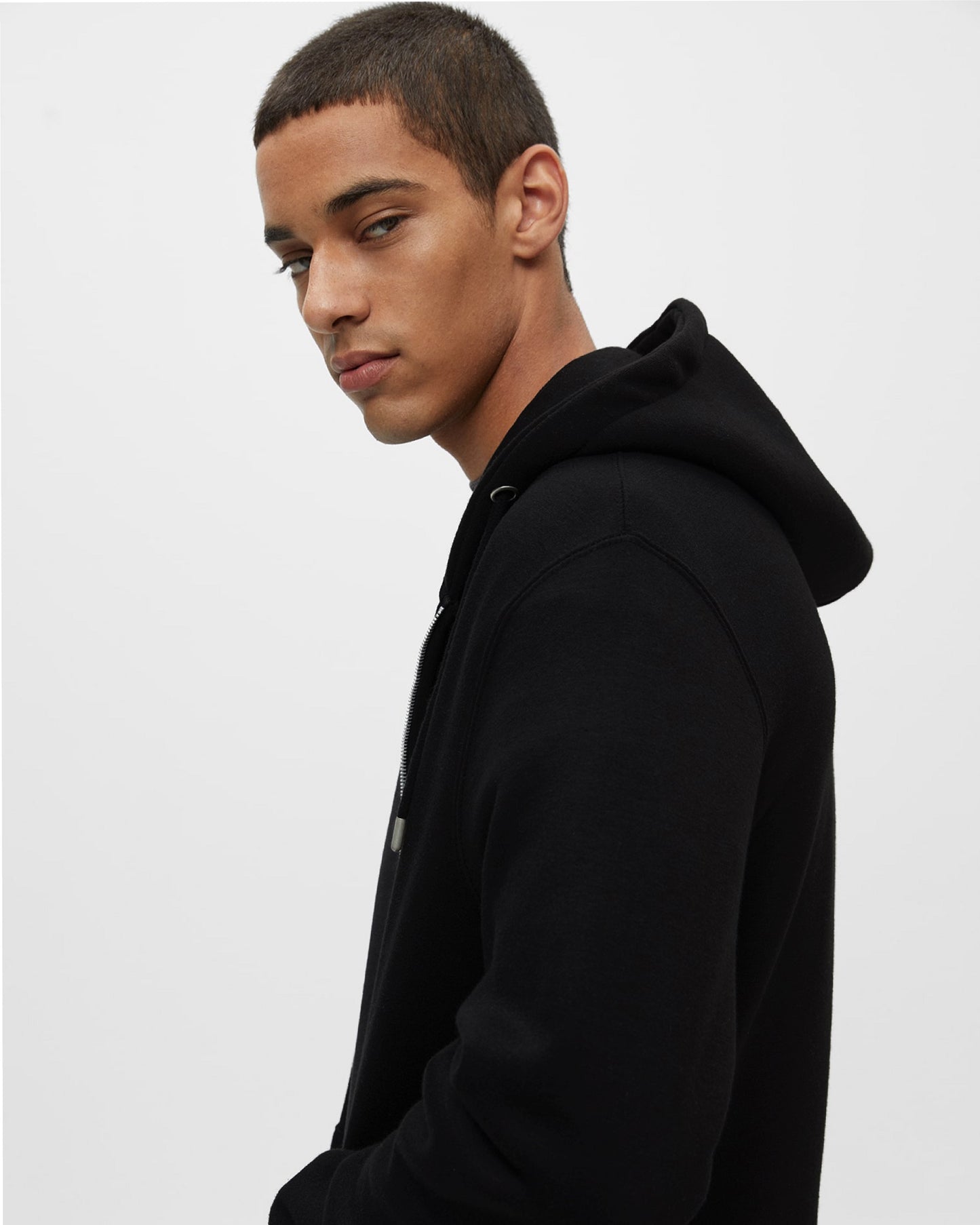 CHOMPA FLEECE NEGRA