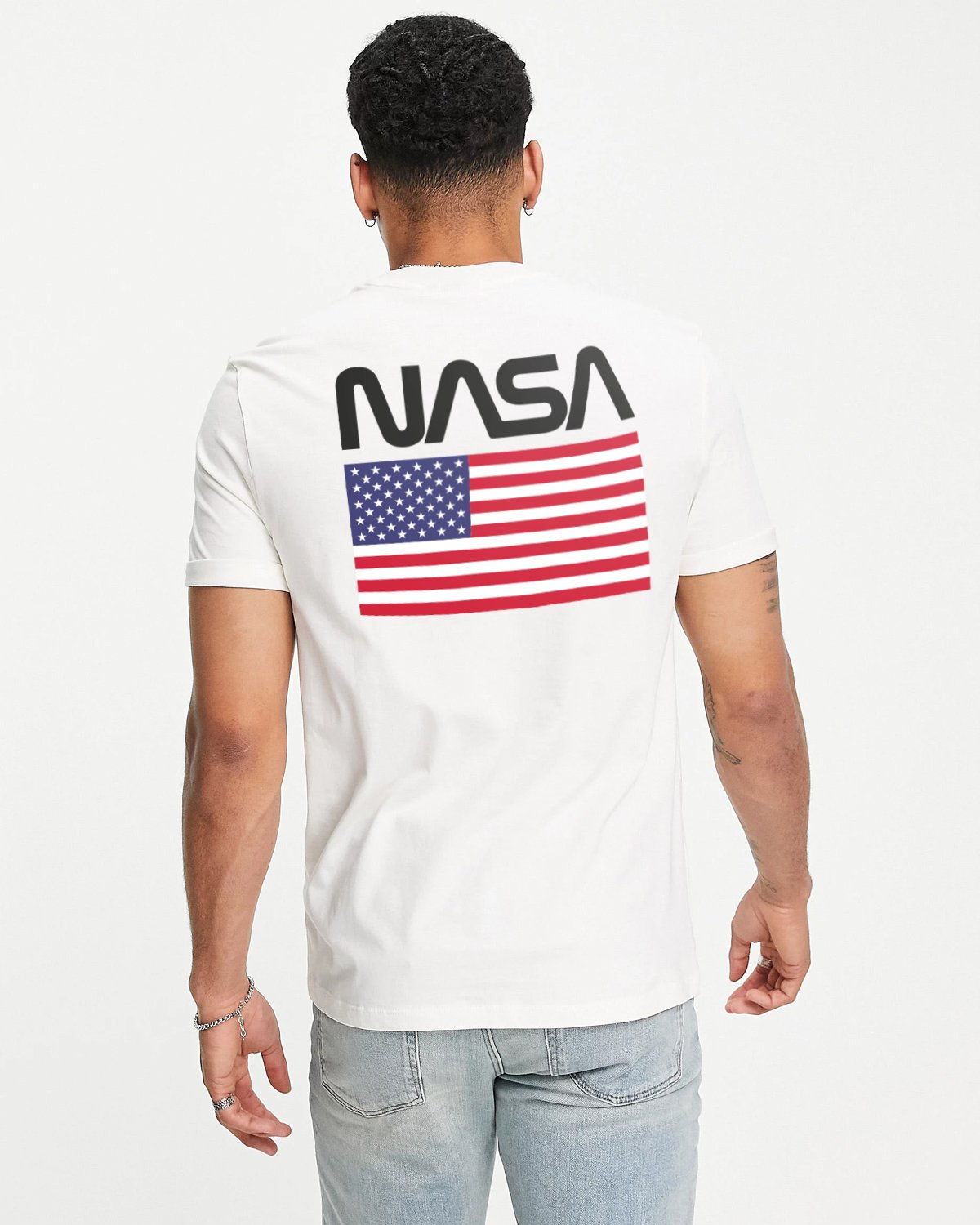 CAMISETA NASA BLANCA  BANDERA