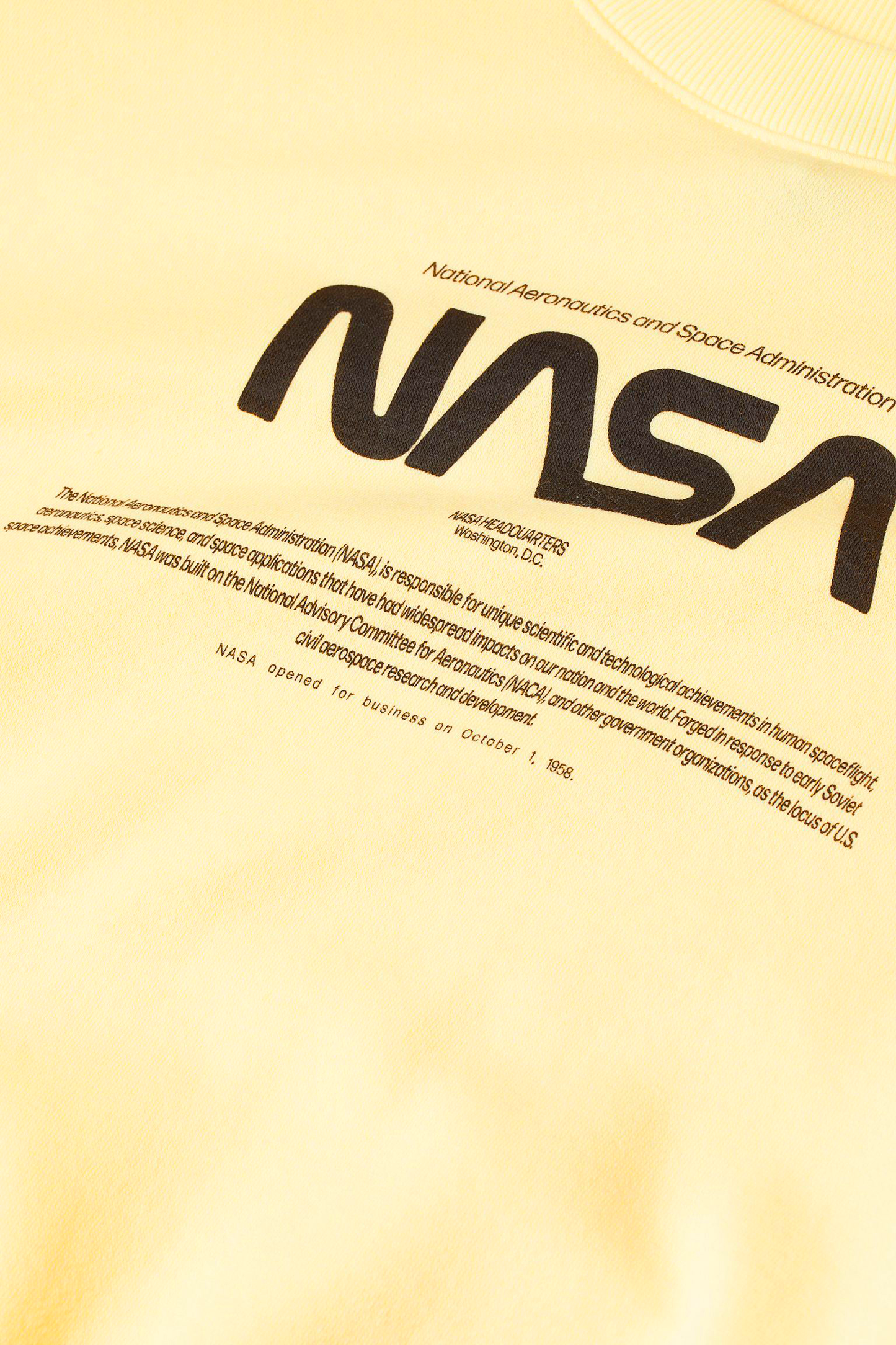 BUZO SIN CAPUCHA NASA AMARILLO